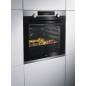 AEG BPC55522B2, Einbaubackofen (Einbaugerät, 71 Liter, 595 mm breit), Serie 6000 mit SteamBake Feuchtigkeitszugabe (mit Pyroly