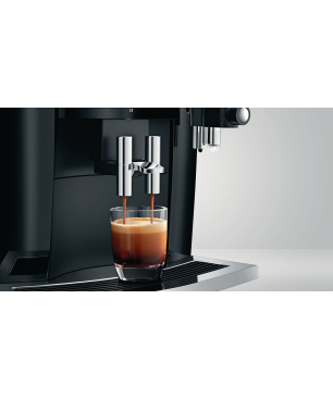 JURA S8 (EA) Kaffeevollautomat Piano Black