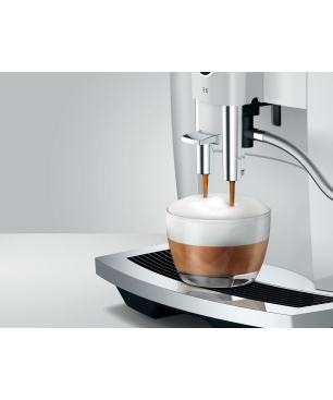JURA E6 (EC) Kaffeevollautomat Piano White