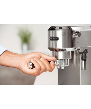 DELONGHI Dedica Style ECKG 6821.M Barista Bundle Espressomaschine Silber